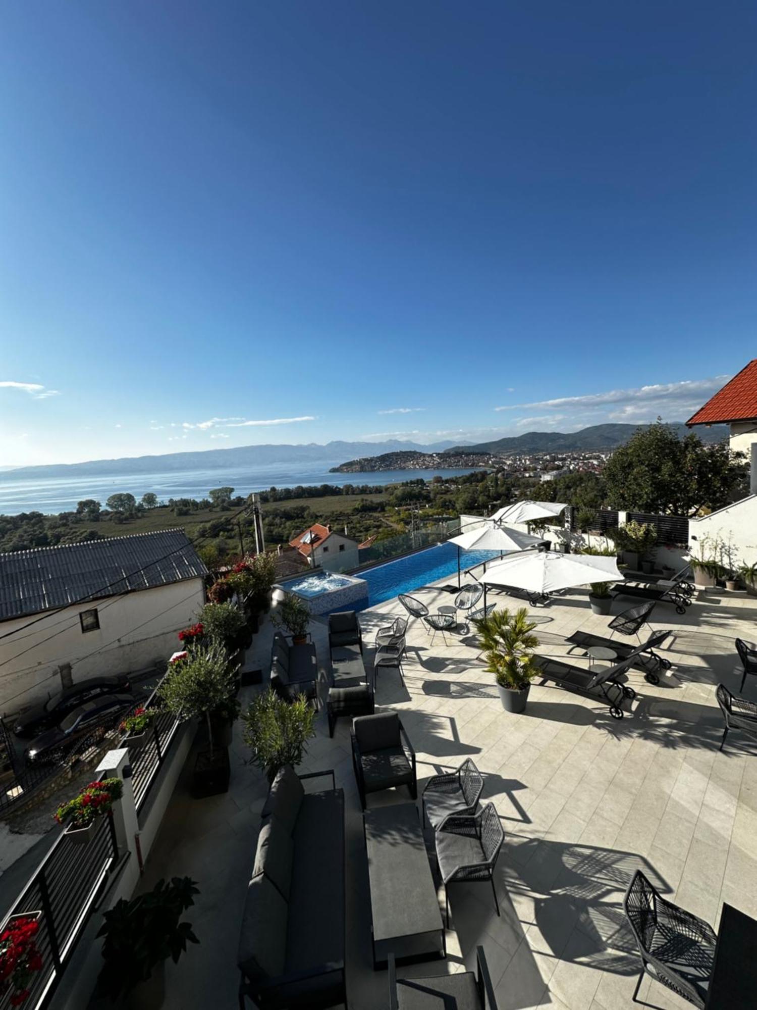 La Vista Luxury Villa โอครีด ภายนอก รูปภาพ