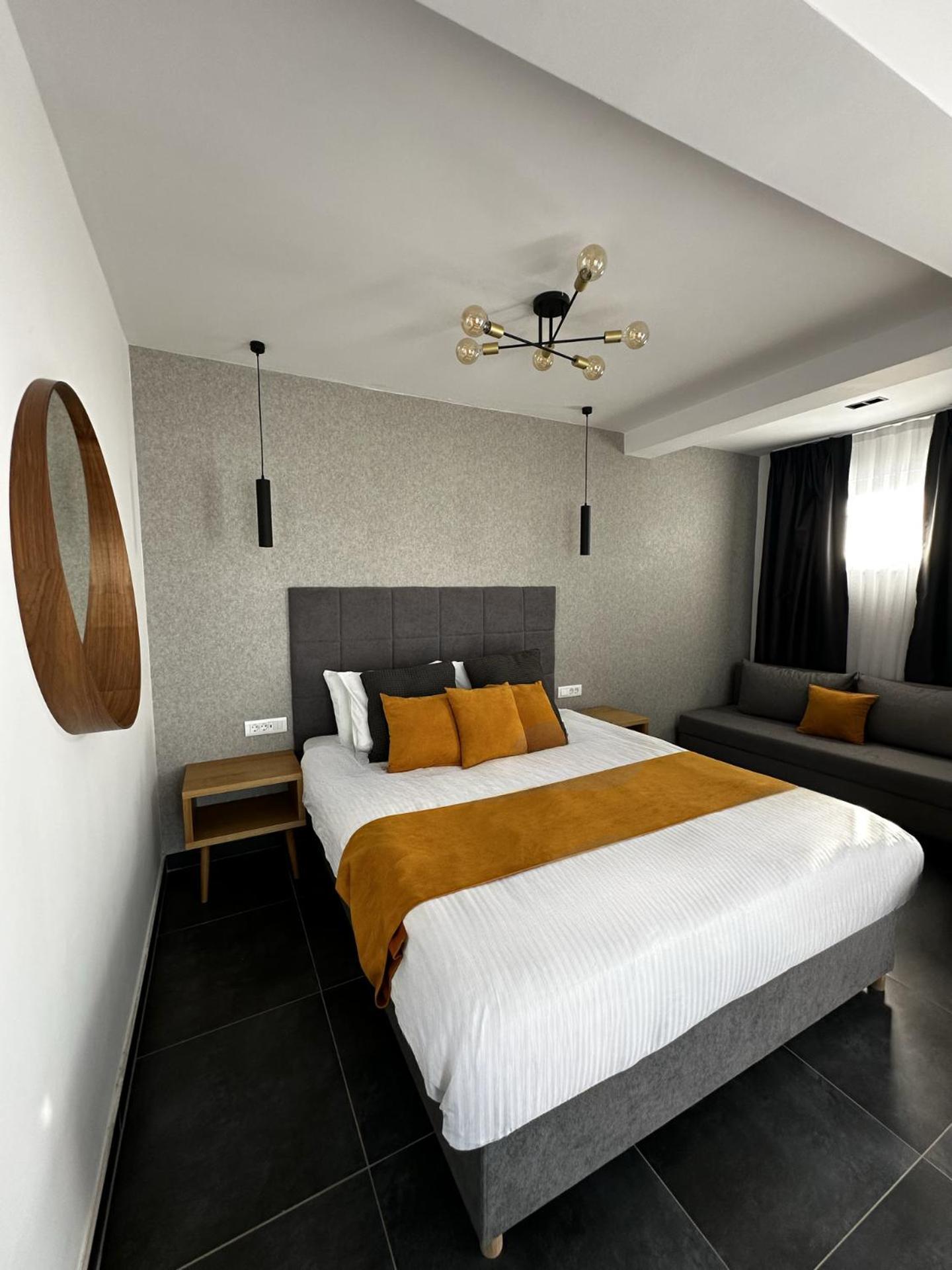 La Vista Luxury Villa โอครีด ภายนอก รูปภาพ