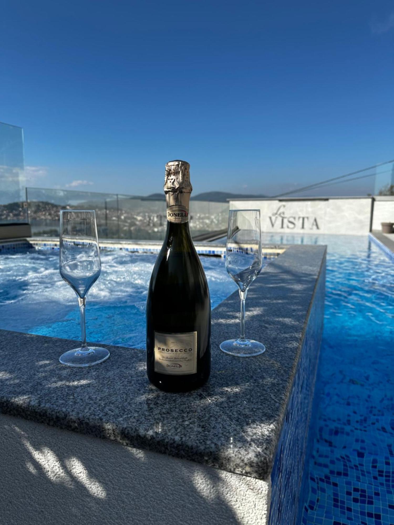 La Vista Luxury Villa โอครีด ภายนอก รูปภาพ