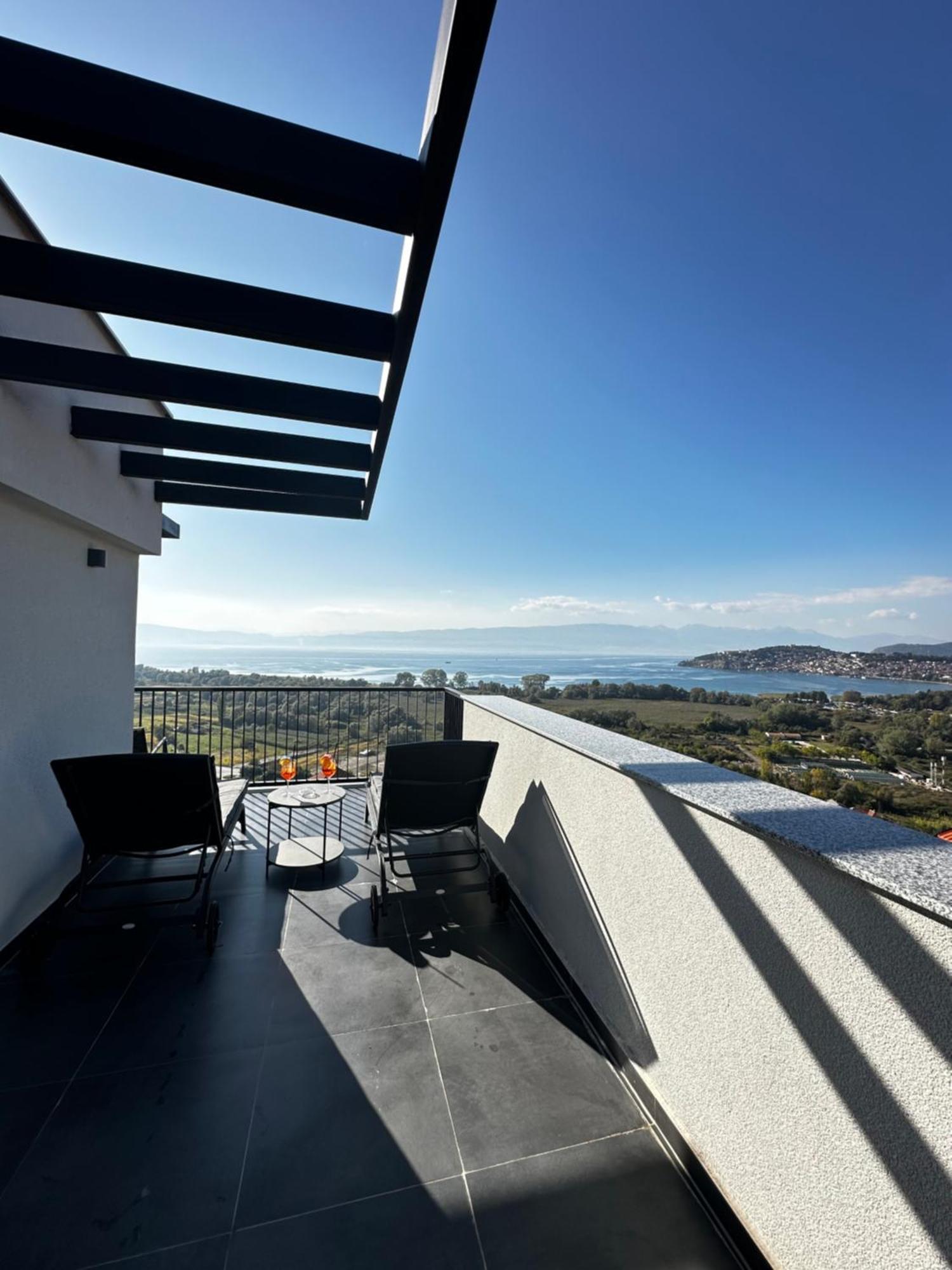 La Vista Luxury Villa โอครีด ภายนอก รูปภาพ